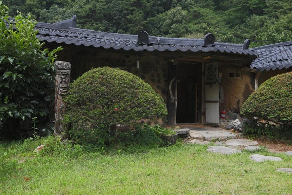 Hoengseong Daraegol Sanbang Pension Pokoj fotografie